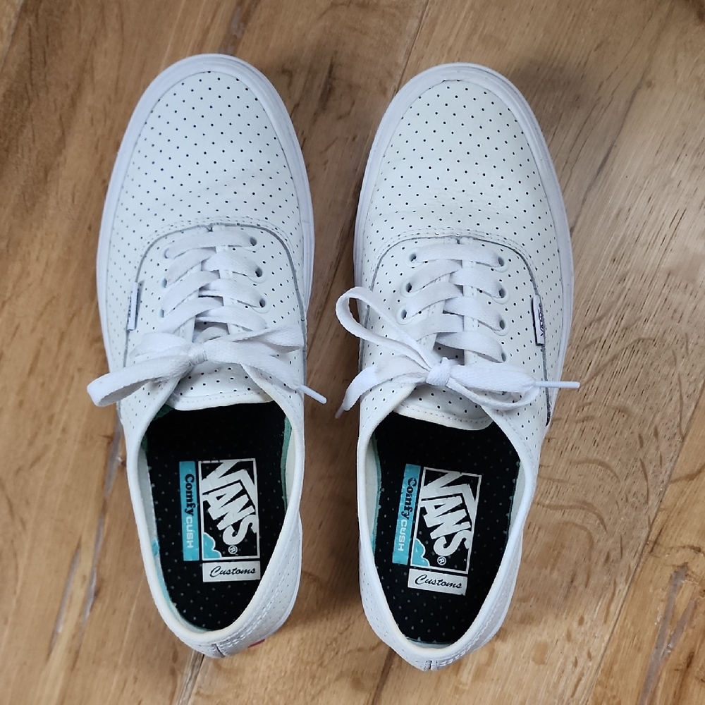 VANS Authentic - White Perforated Leather